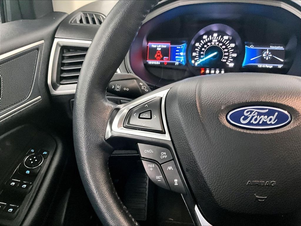 Used 2023 Silver Metallic Ford SEL image 23