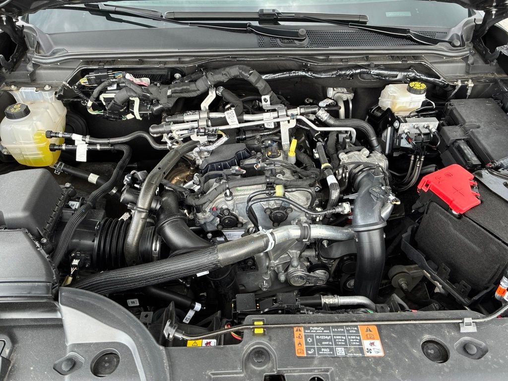 Used 2025 Carbonized Gray Metallic Ford XLT image 36