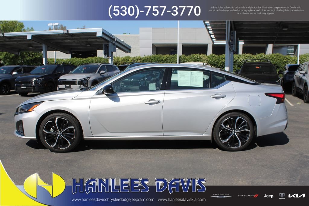 Used 2024 Nissan Altima SR with VIN 1N4BL4CV6RN362922 for sale in Davis, CA