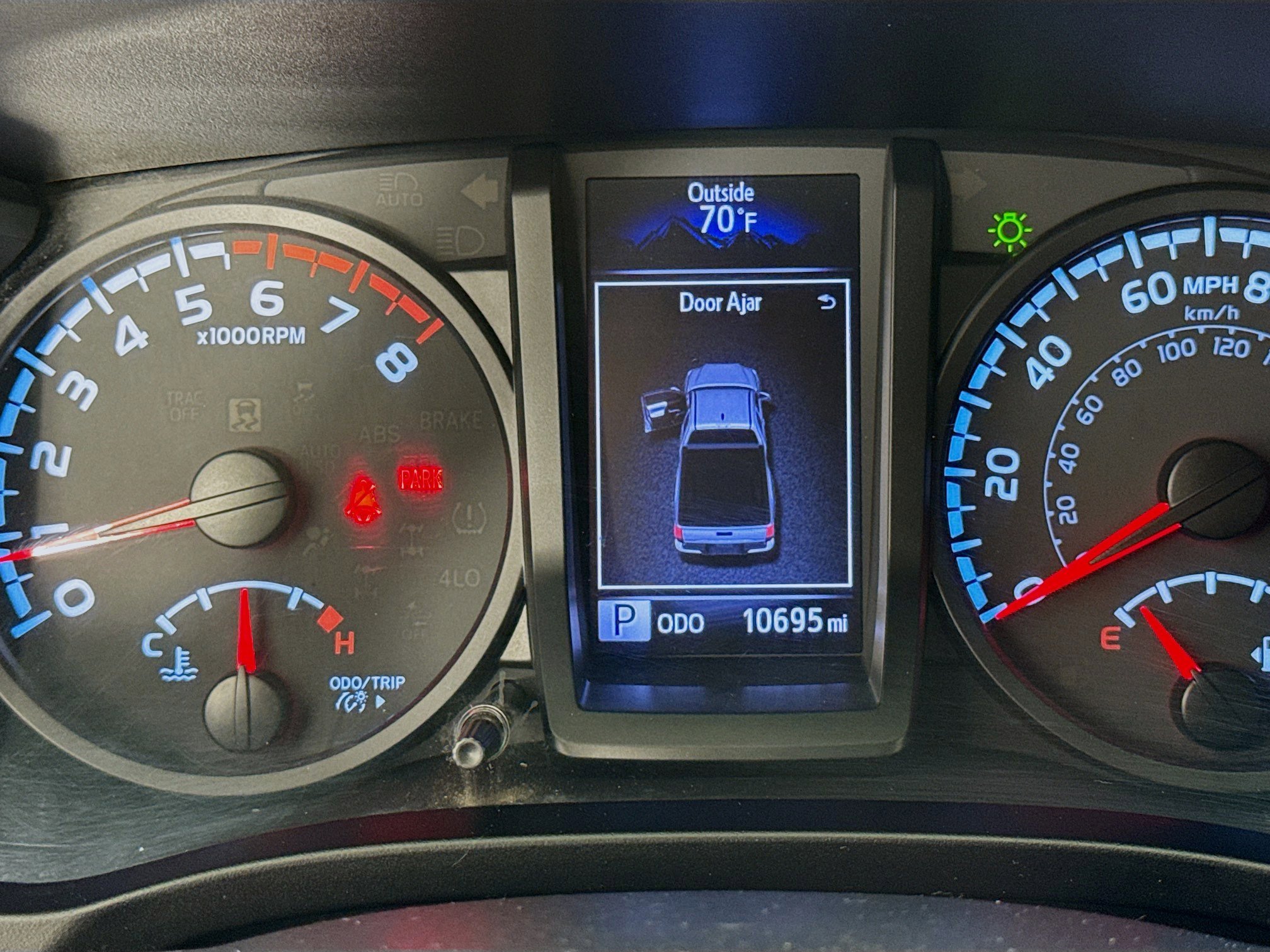 Used 2021  Toyota SR image 12