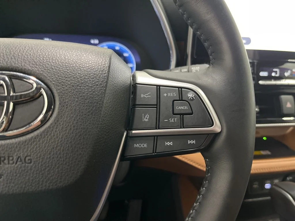 Used 2024 Black Toyota Platinum image 8