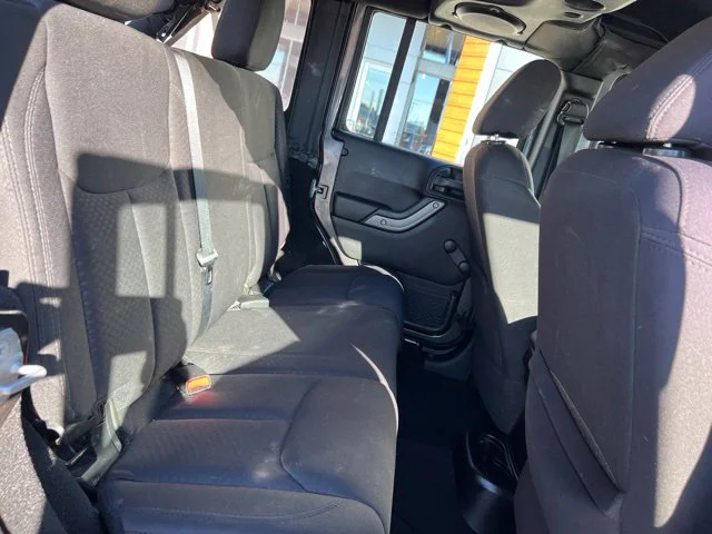 Used 2014 Gray Jeep Unlimited Sport image 21