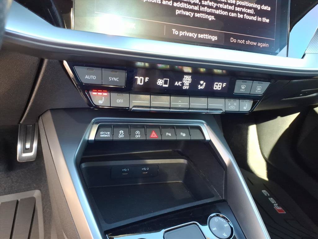 Used 2022 Tango Red Met Audi Premium Plus image 18