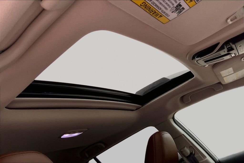 Used 2024 White Subaru Touring image 26