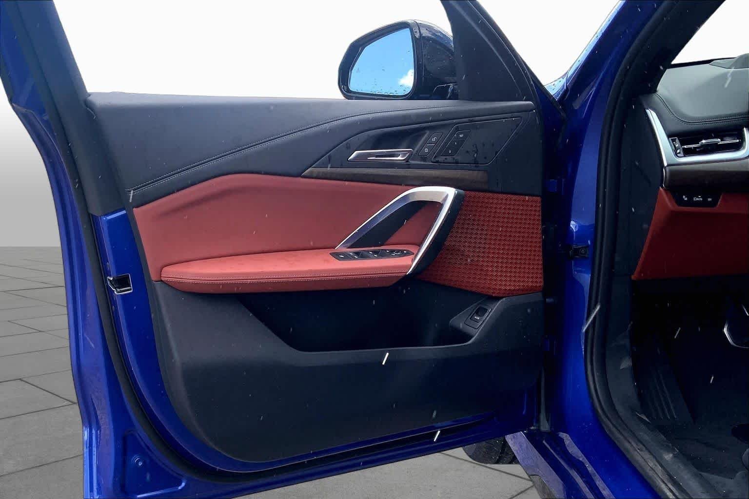 New 2026 Portimao Blue Metallic BMW xDrive28i image 10