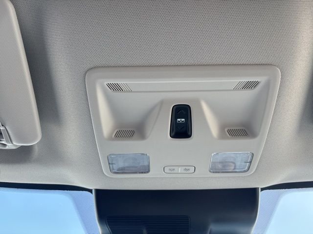 New 2025 Azure Gray Metallic Tri-Coat Ford XLT image 29