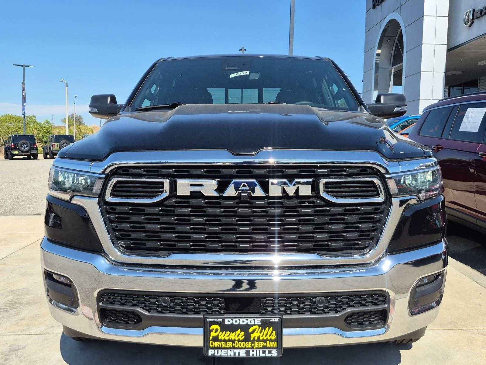 New 2026 Diamond Black Crystal Pearl-Coat Exterior Paint RAM Big Horn image 2