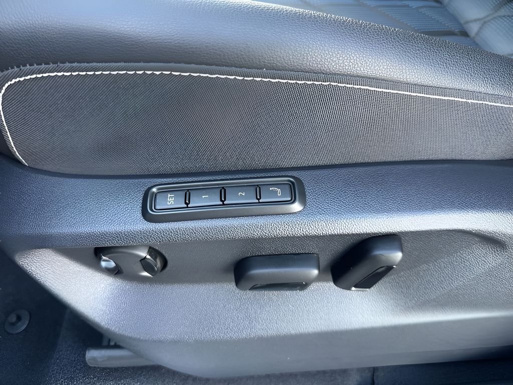 New 2026 Pure Gray Volkswagen 2.0T SEL Premium R-Line image 12