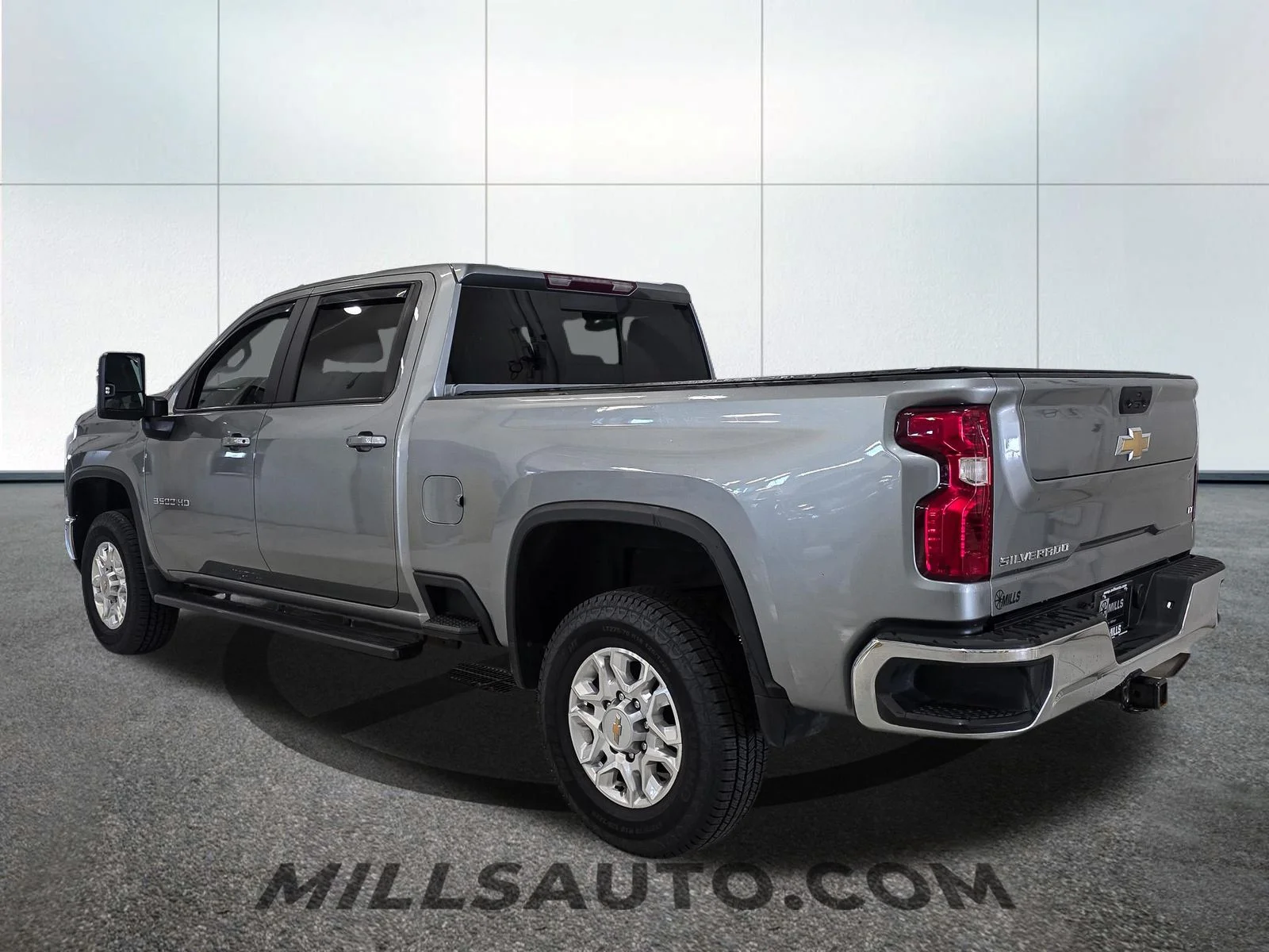 Certified Used 2024 Gray Chevrolet LT image 4