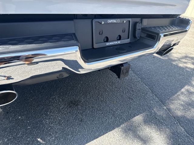 Used 2023 White Ram Laramie image 13