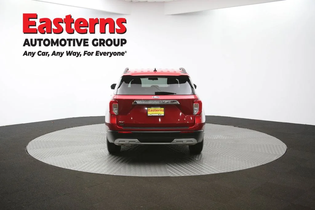 Used 2023 Red Ford XLT image 38
