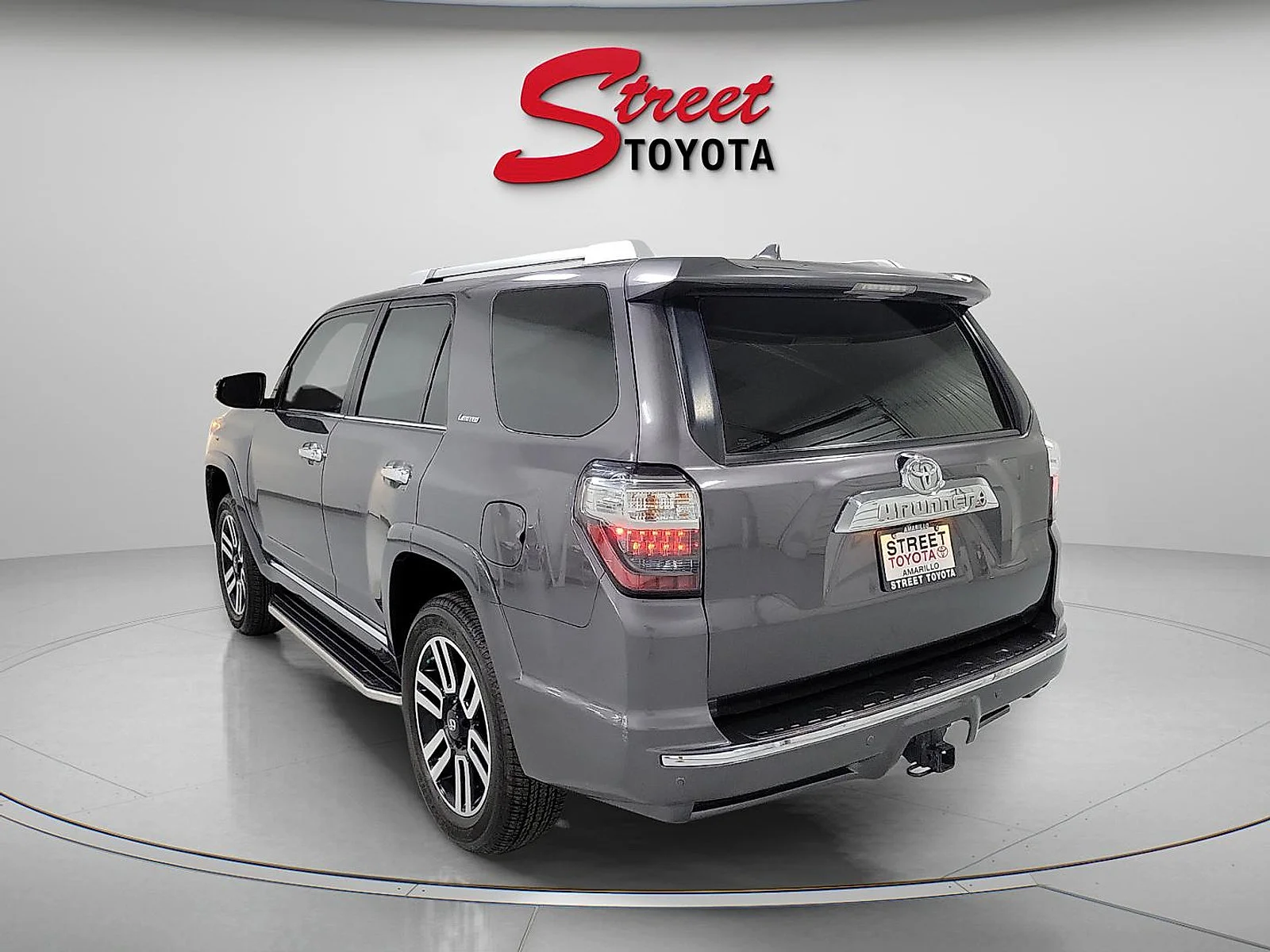 Certified Used 2018 Gray Toyota Limited image 4