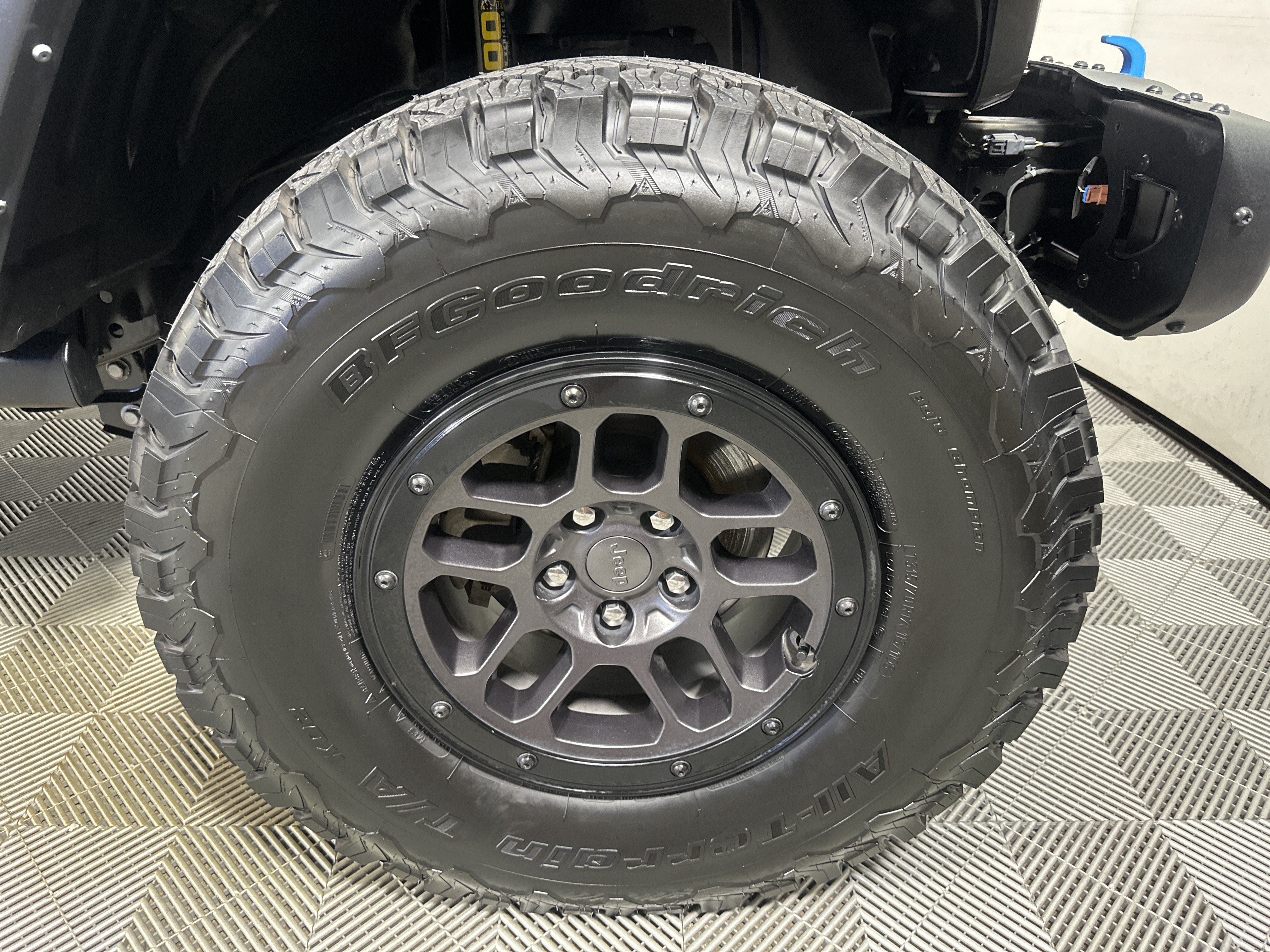 Certified Used 2022 Sting-Gray Clearcoat Jeep Unlimited Rubicon image 29