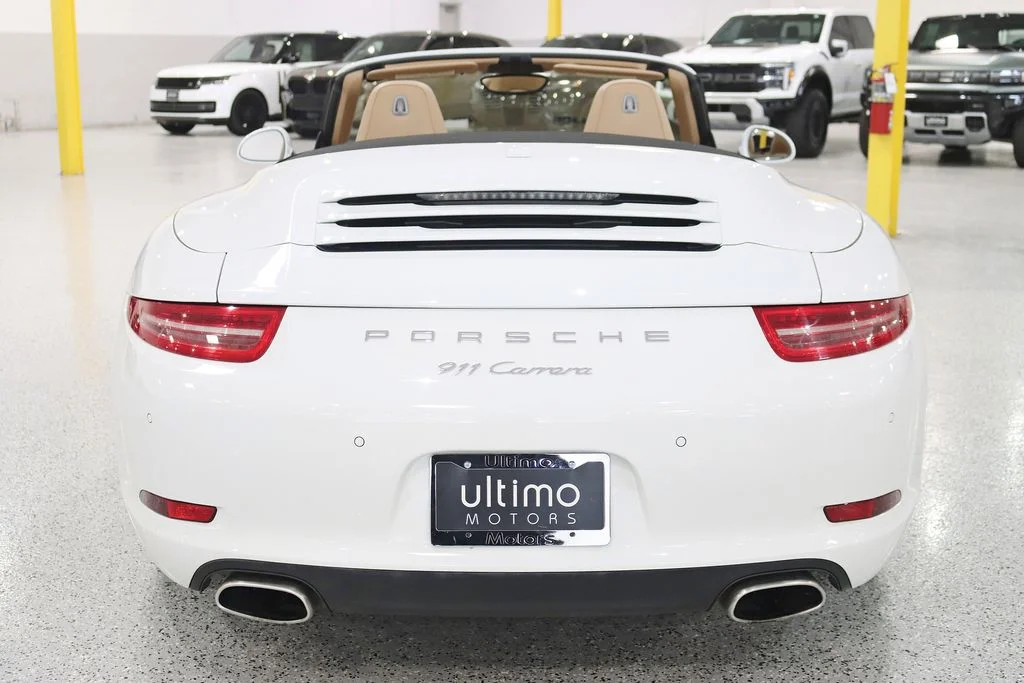 Used 2014 White Porsche Carrera image 15