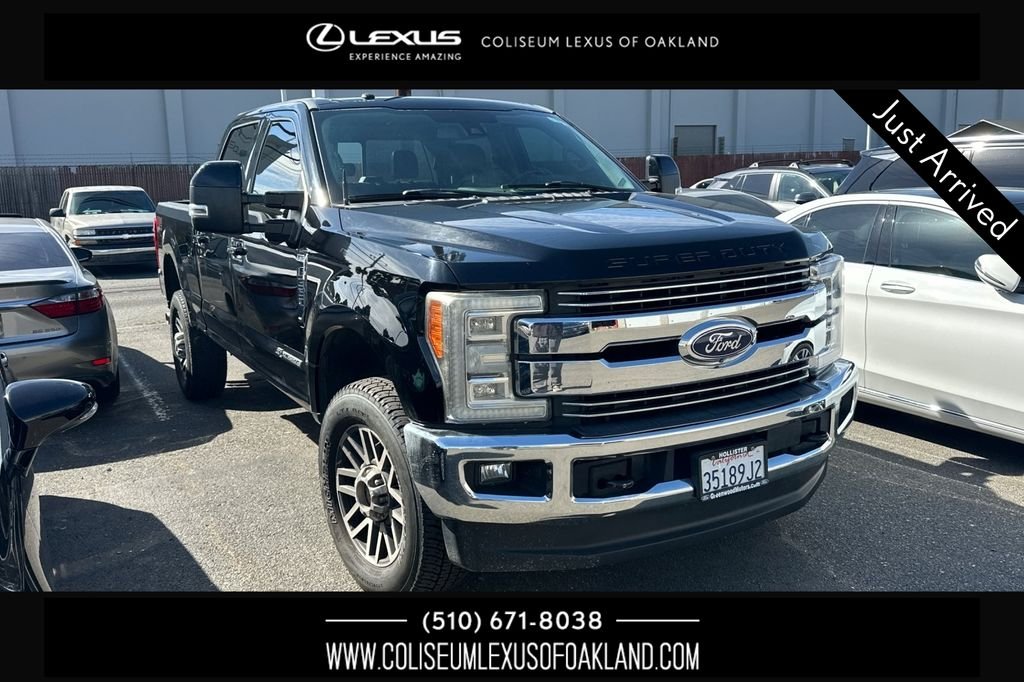 2017 Ford F-350 Super Duty Lariat