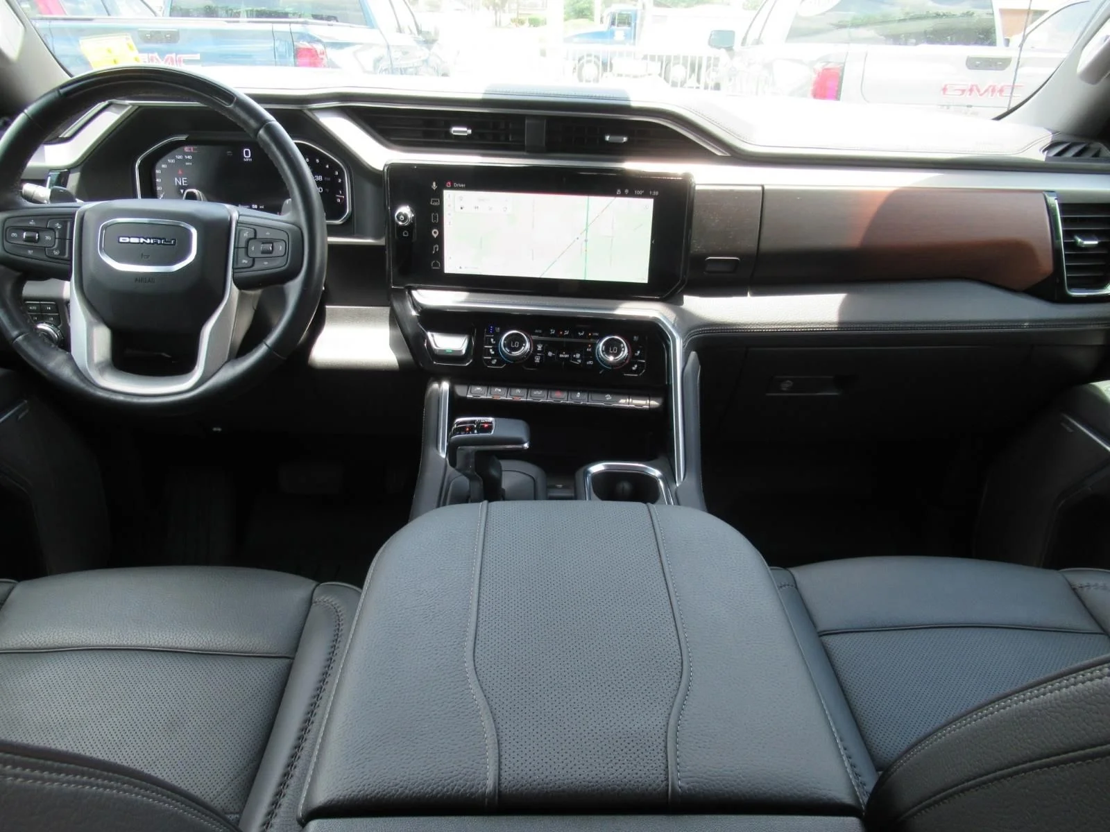 Used 2026  GMC Denali image 12