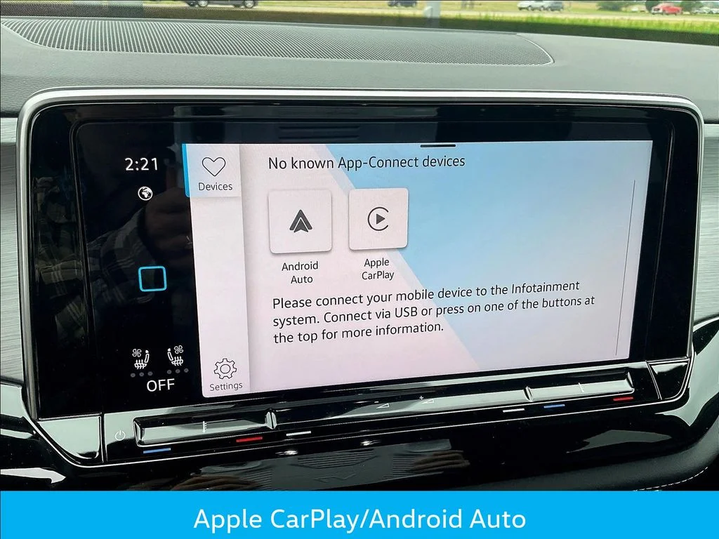 New 2026 Black Volkswagen SE w/Technology image 12