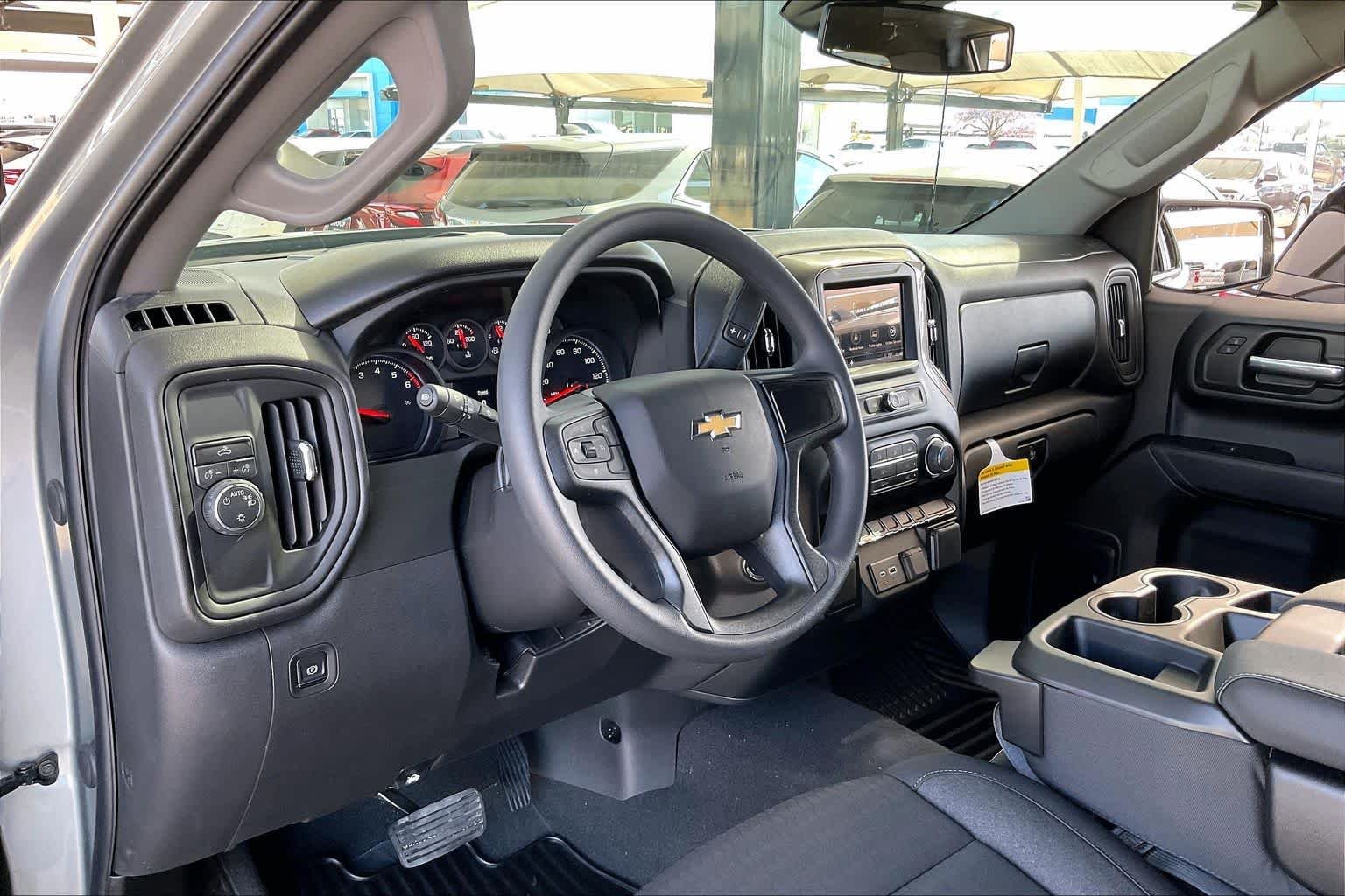 2026 Chevrolet Silverado 1500 Custom - Photo 17
