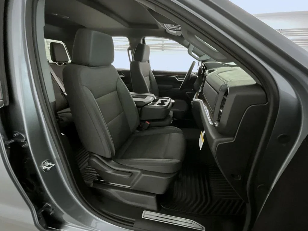 2026 Chevrolet Silverado 1500 LT - Photo 15