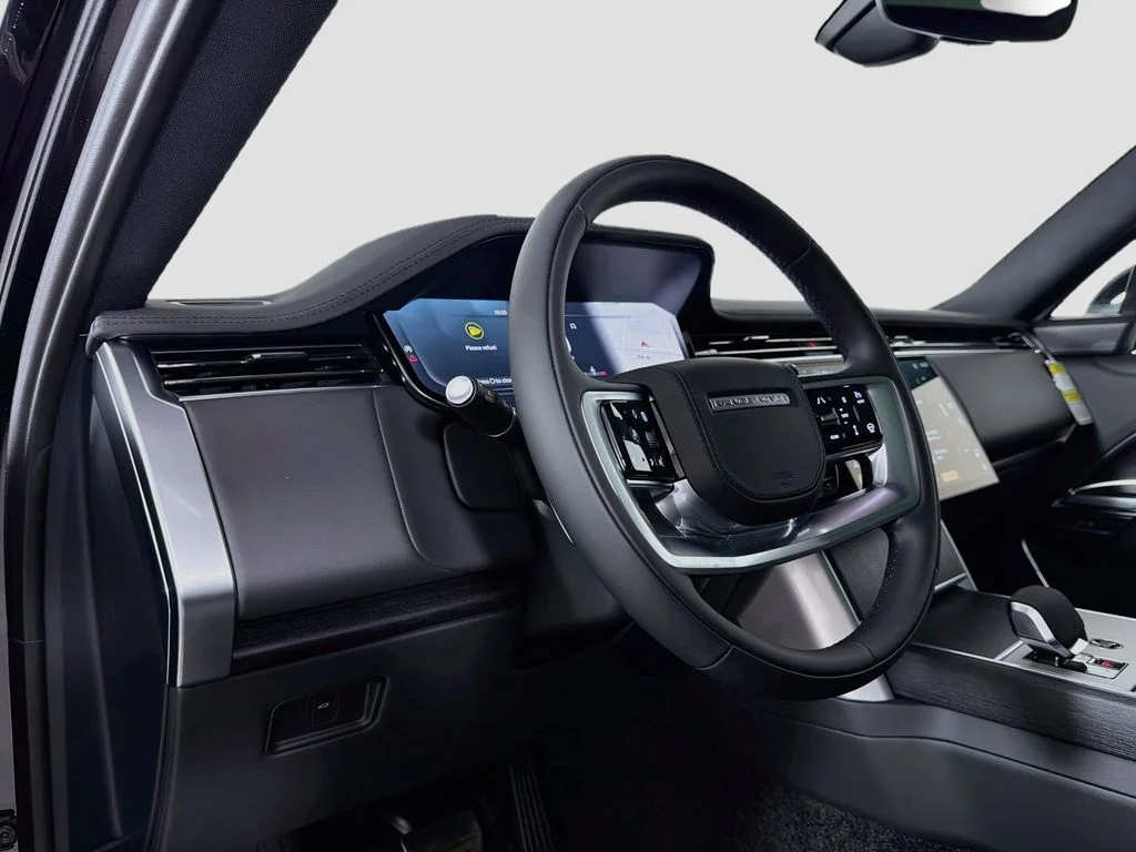 New 2026 Santorini Black Land Rover SE 7 Seats image 9