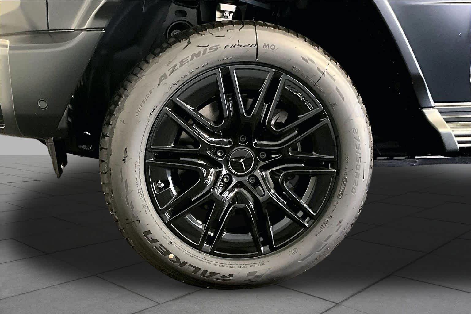 New 2027 MANUFAKTUR Night Black Magno Mercedes-Benz G 580e image 15