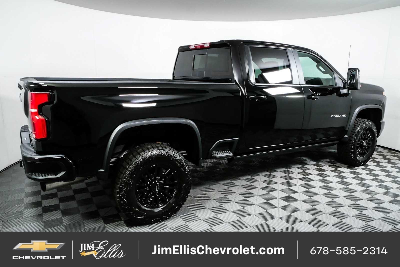 2026 Chevrolet Silverado 2500 HD ZR2 - Photo 2