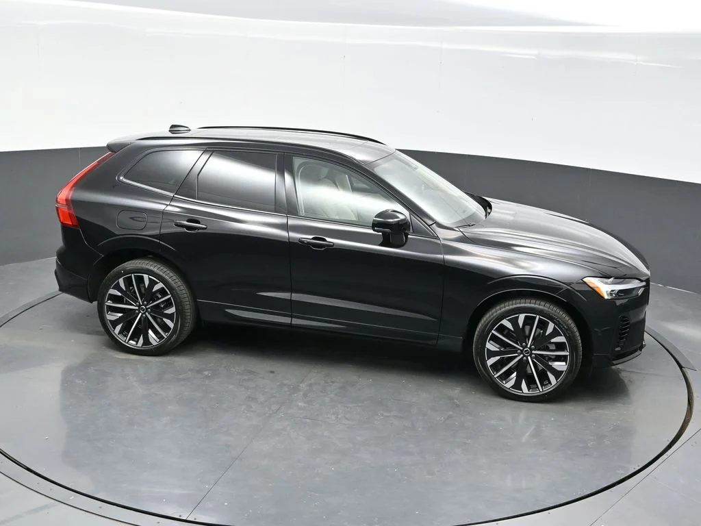 New 2026 Onyx Black Volvo T8 Ultra image 35