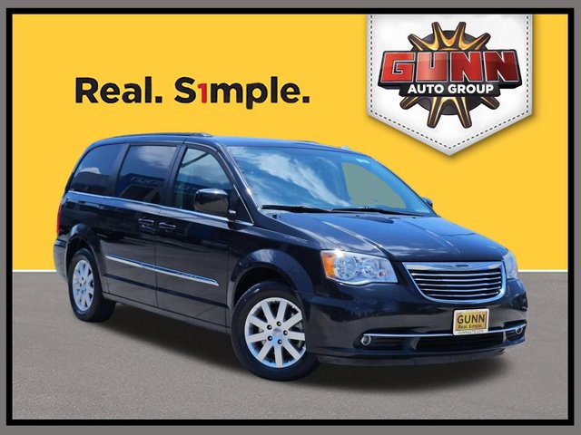 2016 Chrysler Town & Country Touring