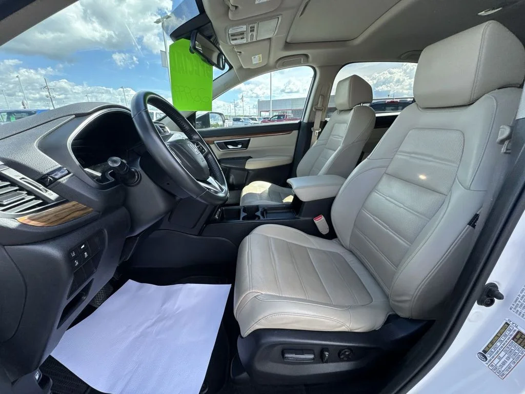 Used 2021  Honda EX-L image 17