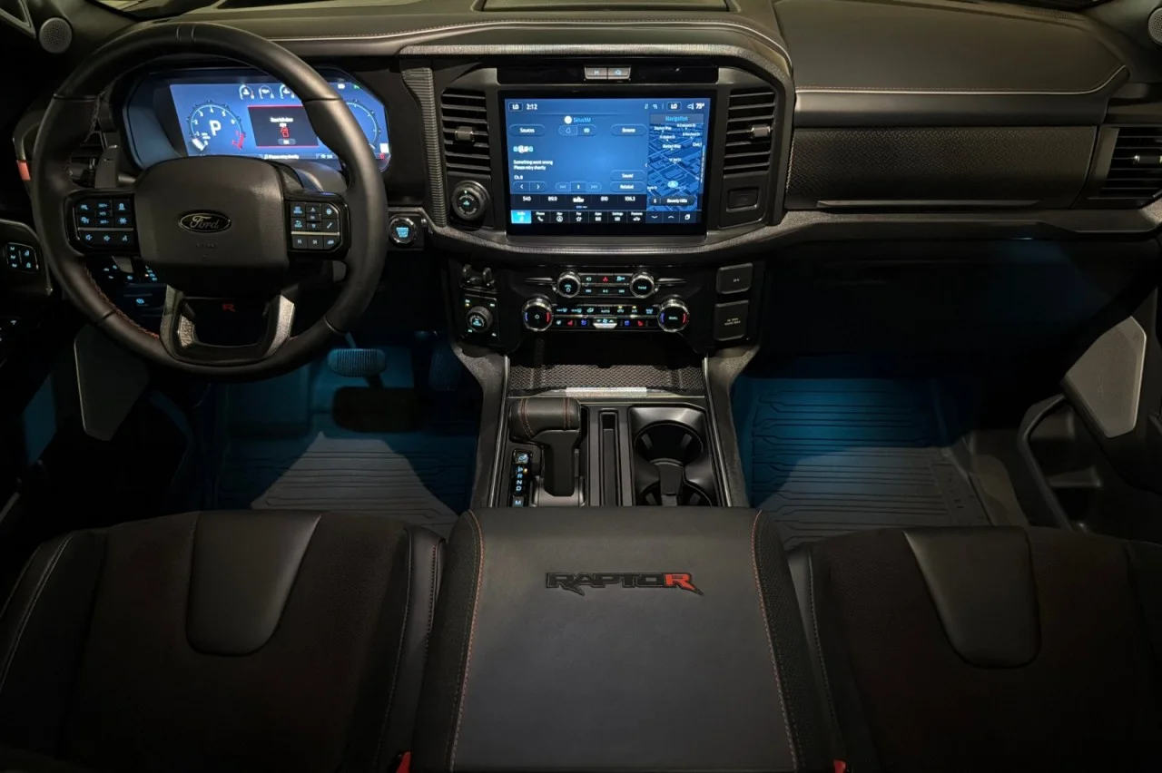 Used 2025 RED Ford Raptor image 12