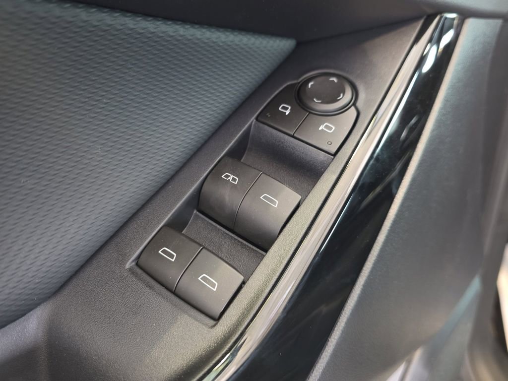 2026 Chevrolet Equinox LT - Photo 32