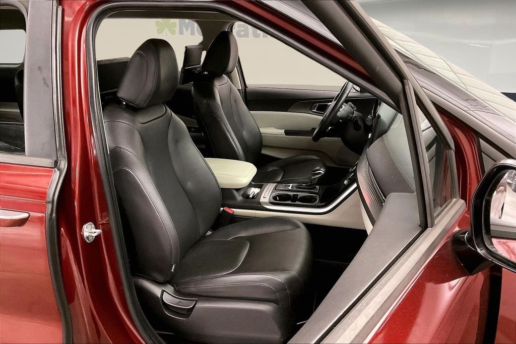 Used 2022 Red Kia LXS image 10