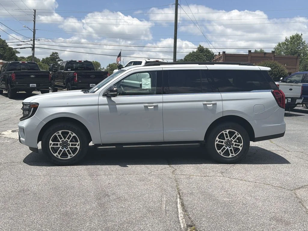 New 2026 Silver Ford Active image 4