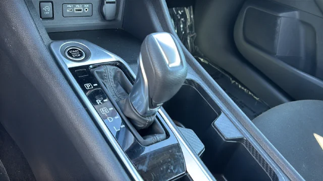 Used 2025  Nissan SV image 29