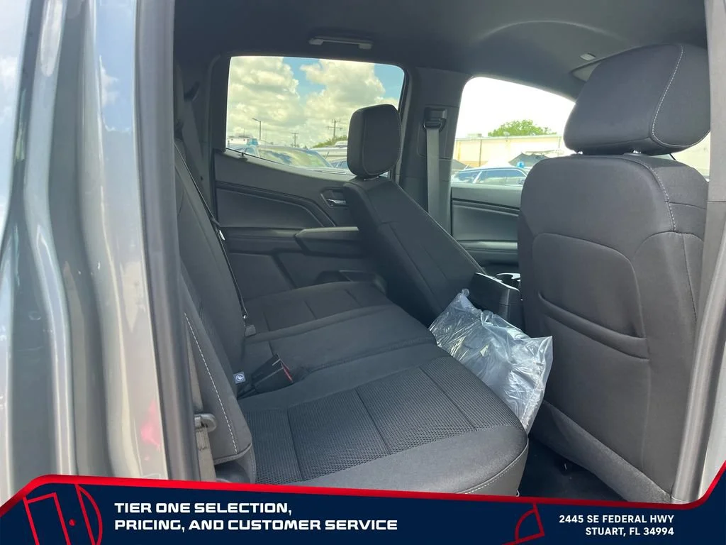 New 2026 Sterling Metallic GMC Elevation image 17