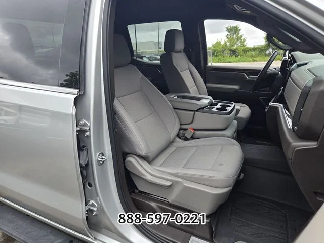 Used 2022 Quicksilver Metallic GMC SLE image 19