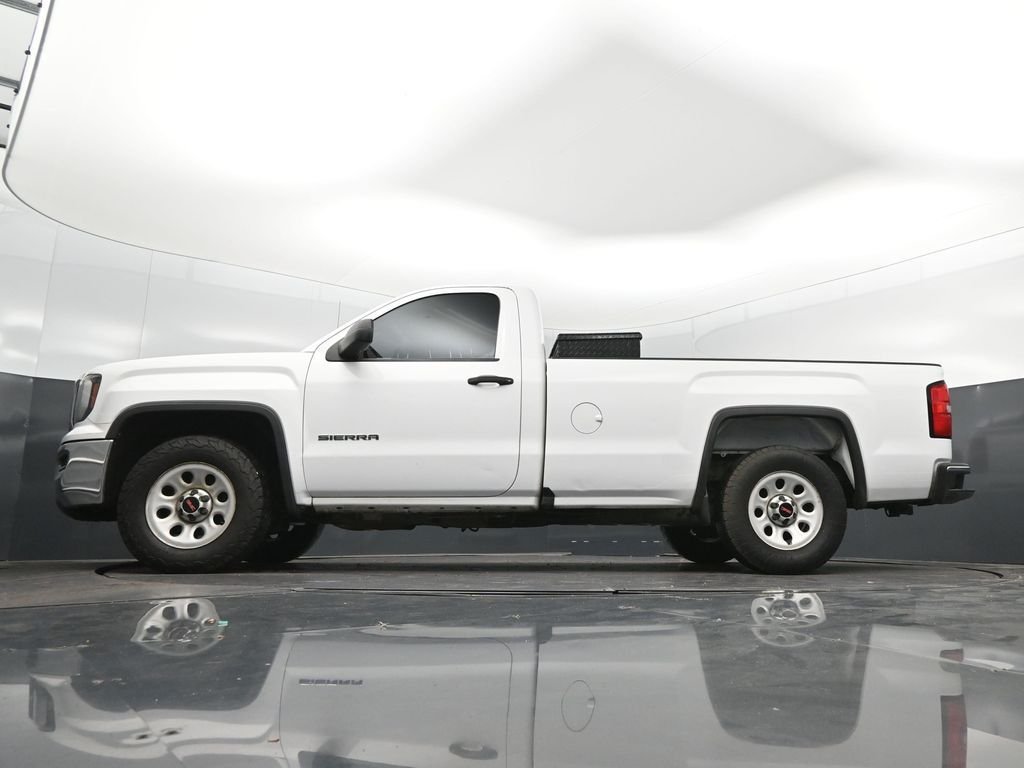 Used 2016 White GMC Base image 34