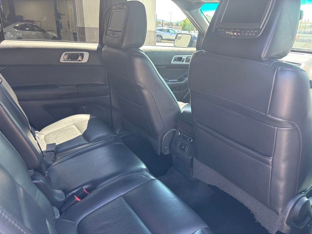 Used 2014 Blue Metallic Ford Limited image 18