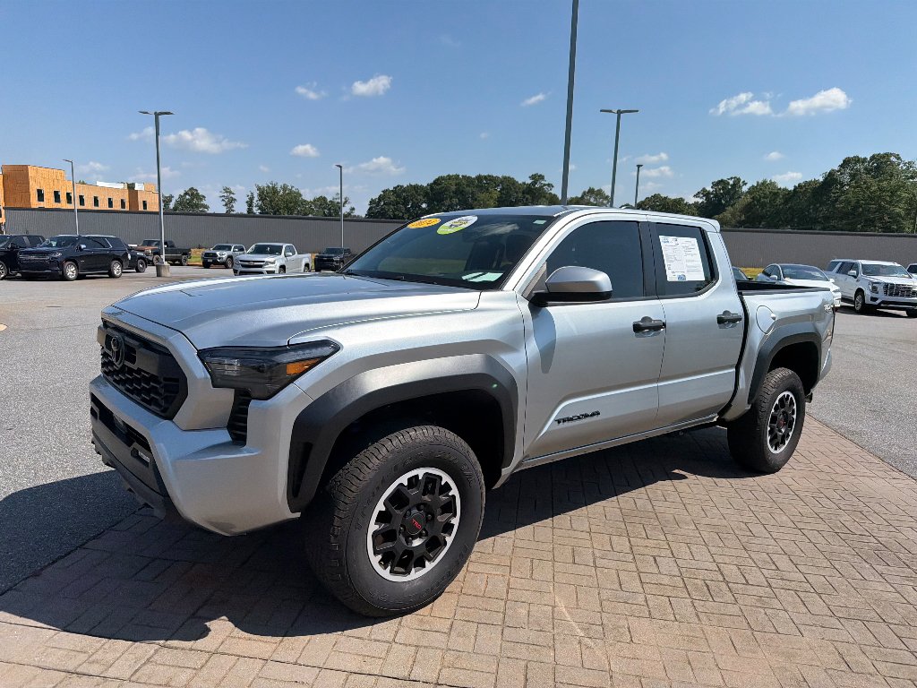 Used 2024 Silver Toyota SR5 image 4