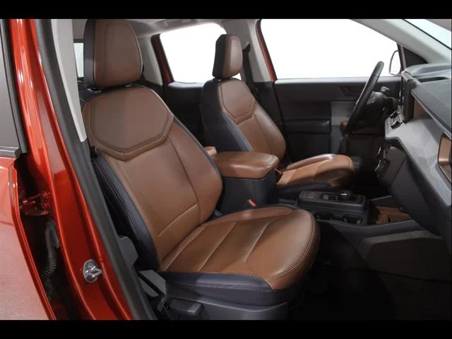 Used 2022 Hot Pepper Red Metallic Tinted Clearcoat Ford Lariat image 40