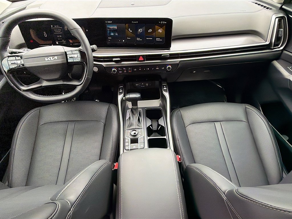 Certified Used 2026 White Kia S image 15