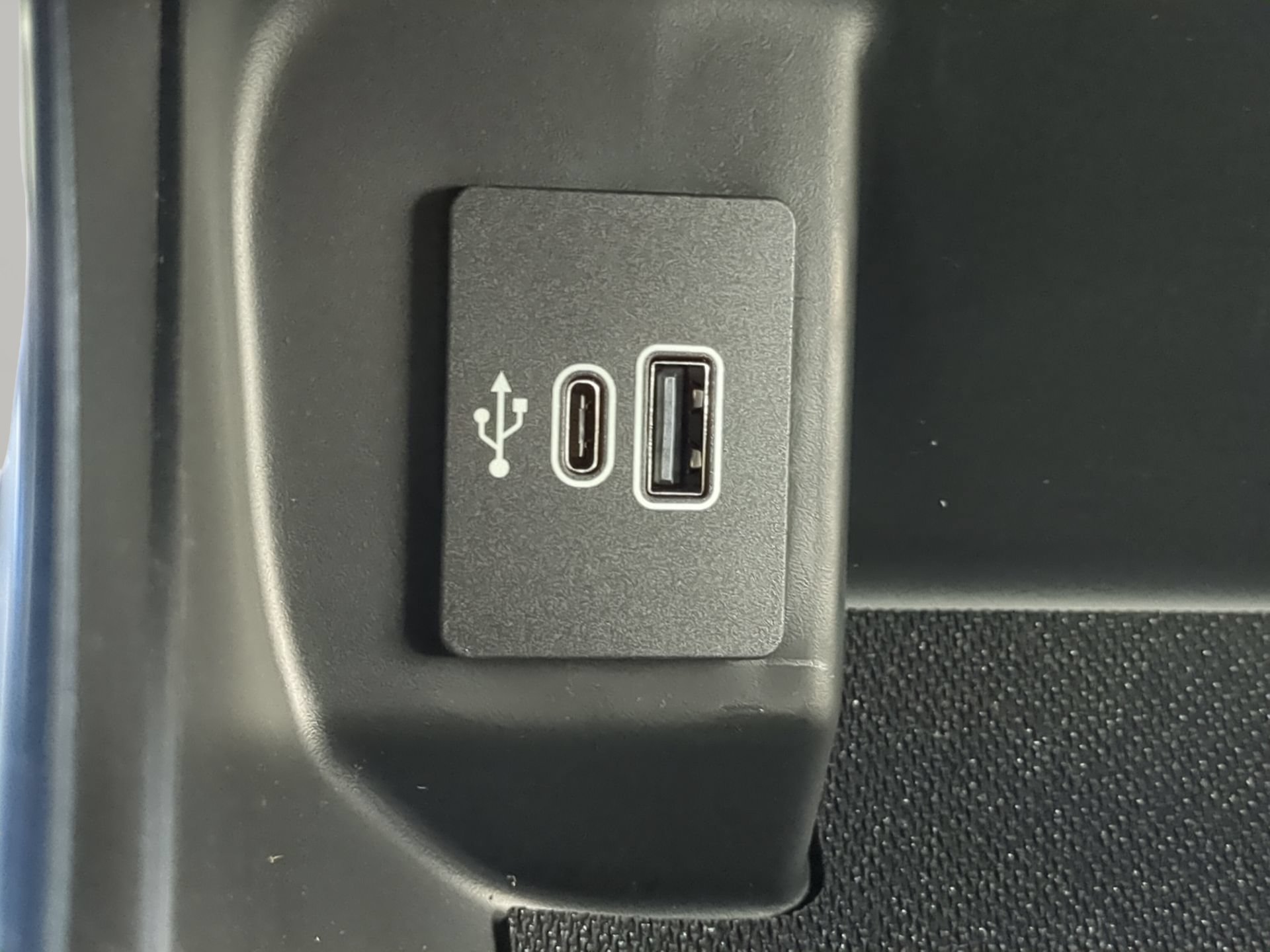 New 2026 Oxford White Ford STX® image 57