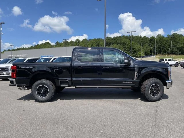 New 2026 Agate Black Metallic Ford Lariat image 2