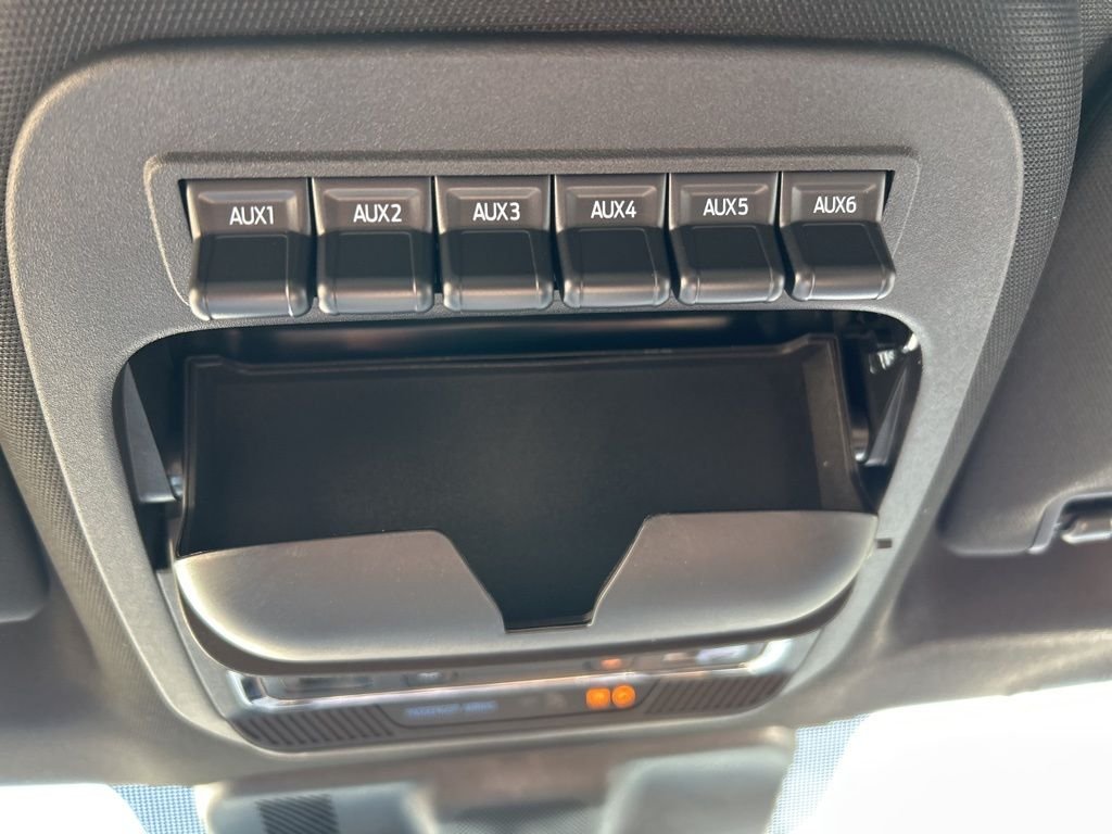 New 2026 Avalanche Ford Lariat image 34