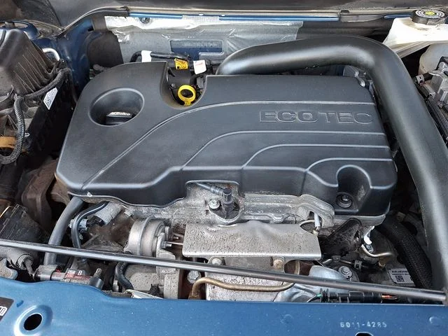 Used 2025 Blue Chevrolet RS image 28