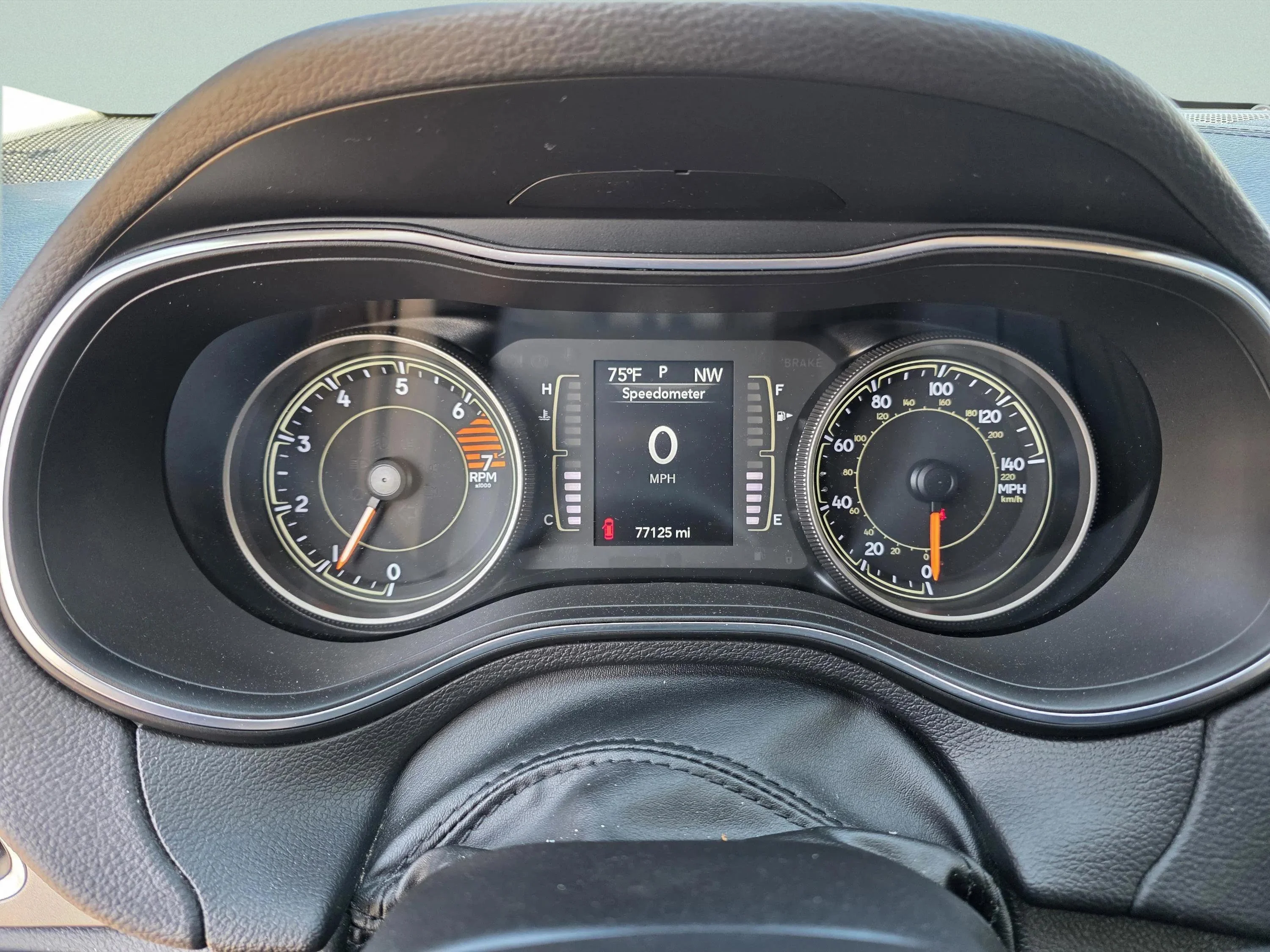Used 2019 Diamond Black Crystal Pearlcoat Jeep Latitude Plus image 33