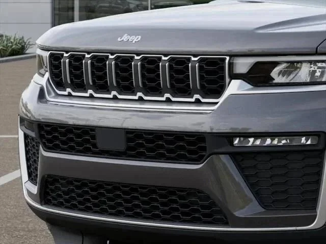 New 2026 Baltic Gray Metallic Clear-Coat Exterior Paint Jeep Limited image 115