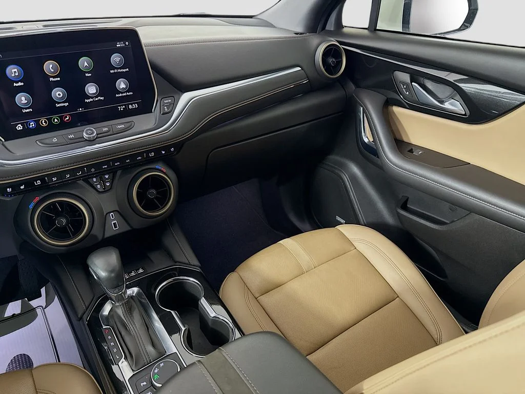 Used 2023 Beige Chevrolet Premier image 23
