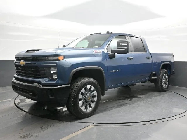 2026 Chevrolet Silverado 2500HD Custom