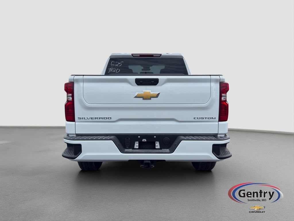 New 2026 Summit White Chevrolet Custom image 5